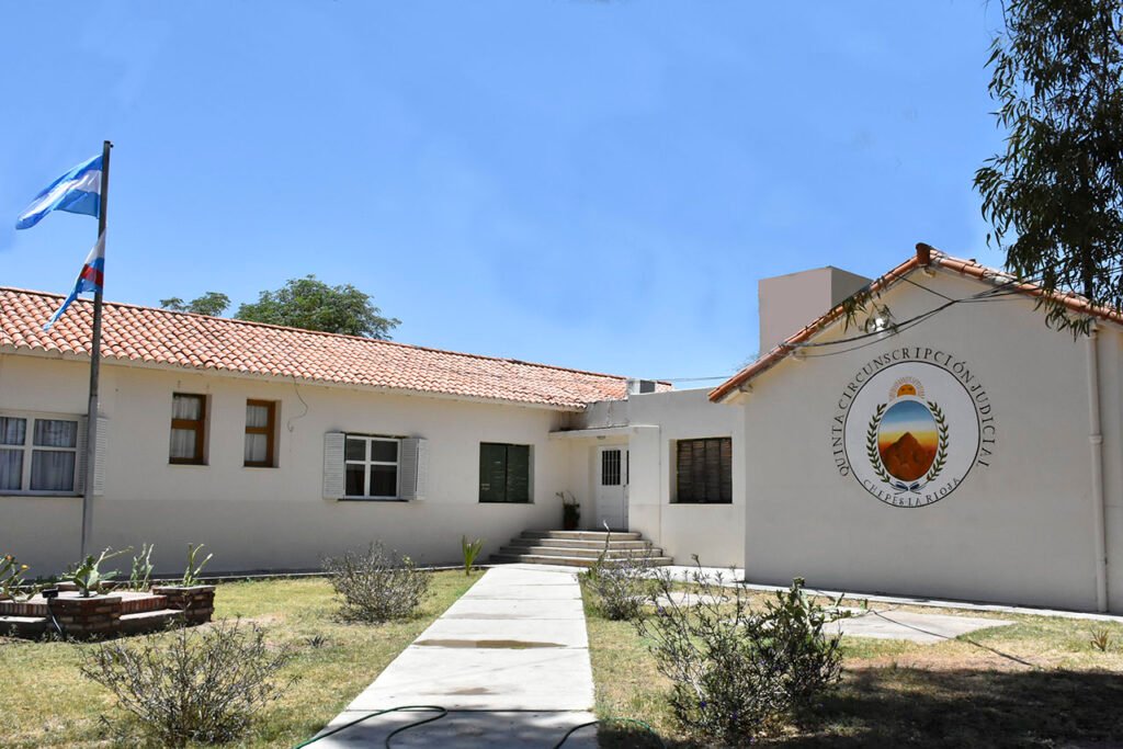 Procesaron a una mujer por reducción a la servidumbre y mantener cautivo a su esposo juzgado de instruccion de chepes 1