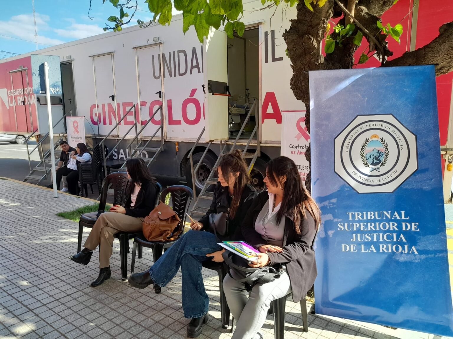 La Justicia y Salud articularon acciones para promover el acceso a estudios preventivos en mujeres judiciales Salud para empleadas judiciales1