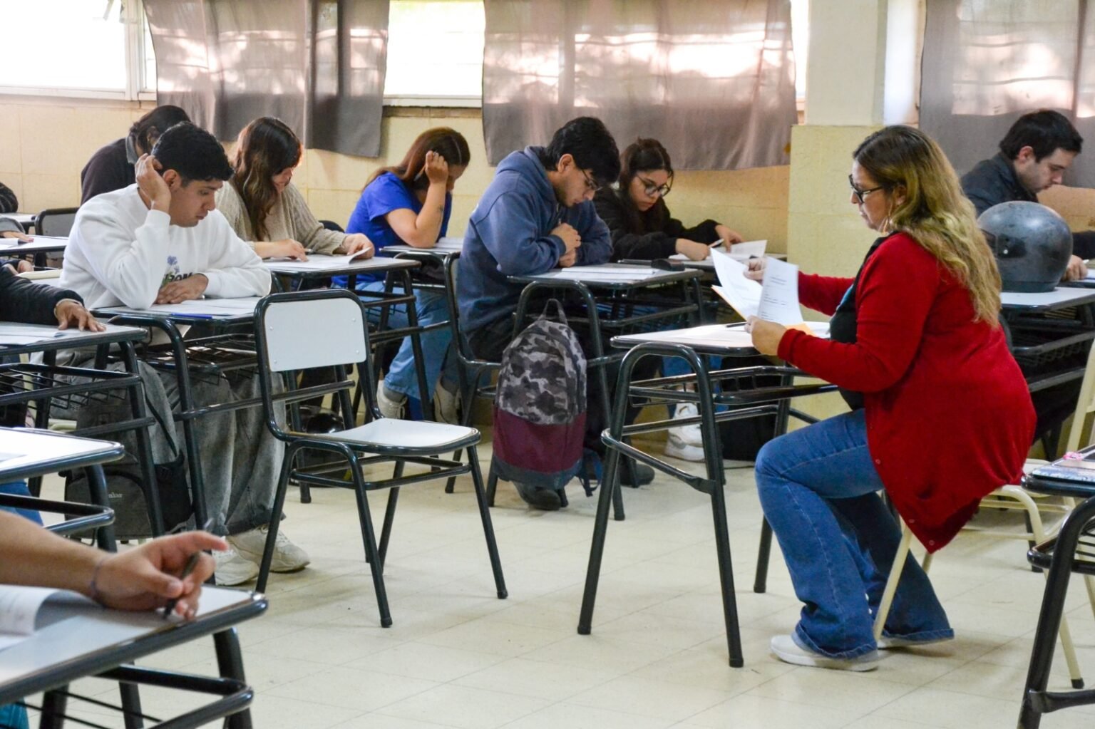 La Rioja evalúa a estudiantes de segundo año de los institutos de formación docente WhatsApp Image 2025 04 30 at 8.01.40 AM