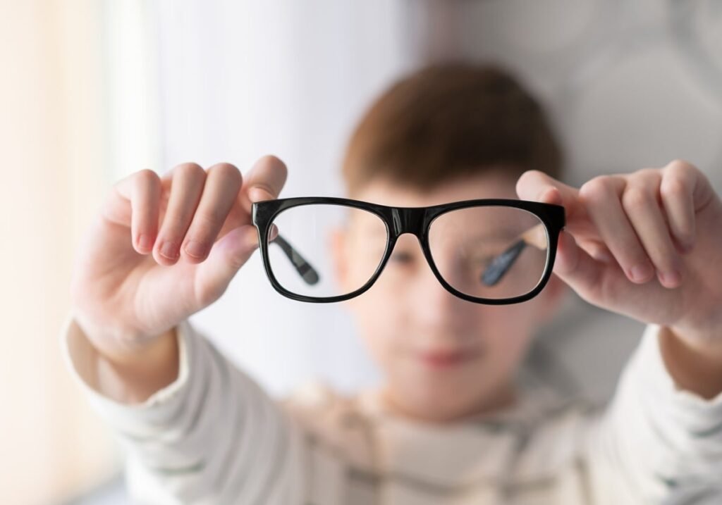 MIOPIA OK RgYzTtBA9Z9yXNssYSD2V3L 1200x840@abc