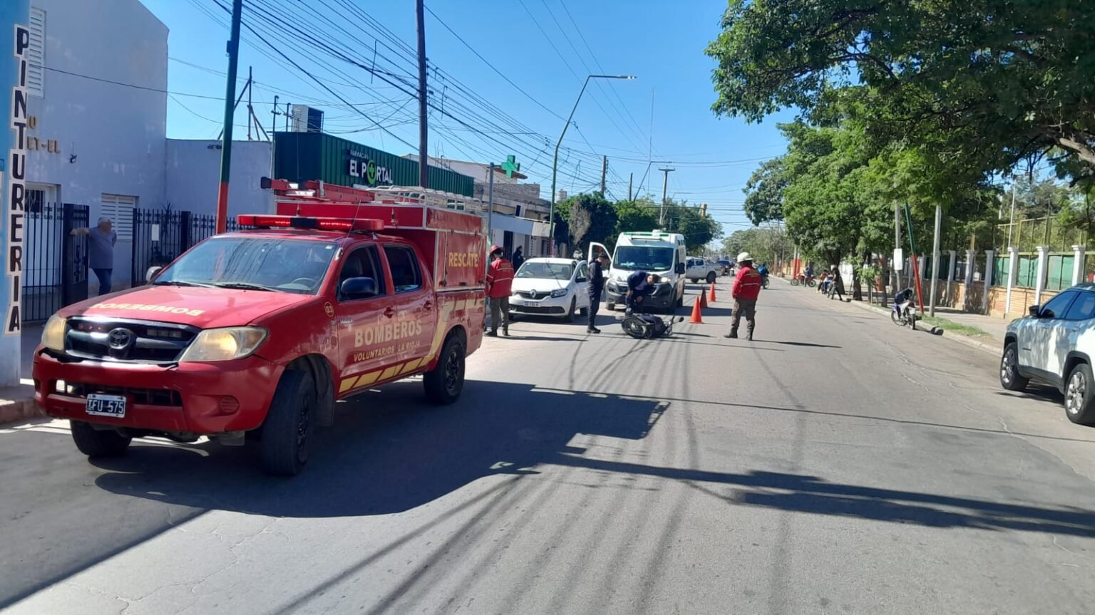 Septuagenaria cayó en la vía pública y fue hospitalizada WhatsApp Image 2025 05 09 at 3.43.40 PM