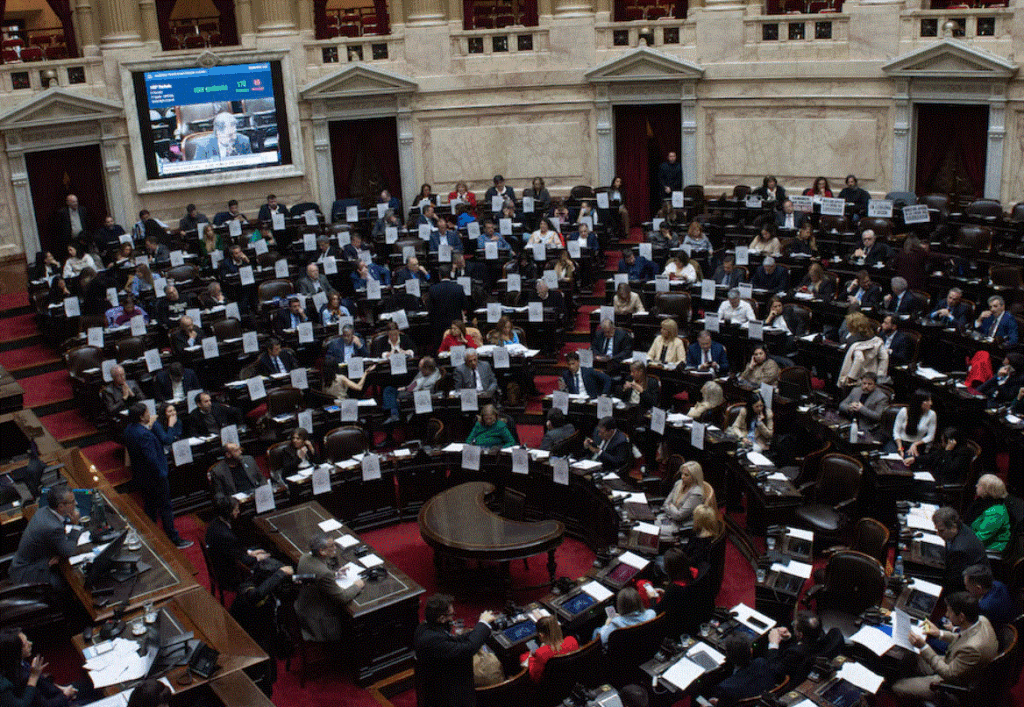 multimedia.normal.9713cb85057fd6ef.bm9ybWFsLkdJRg