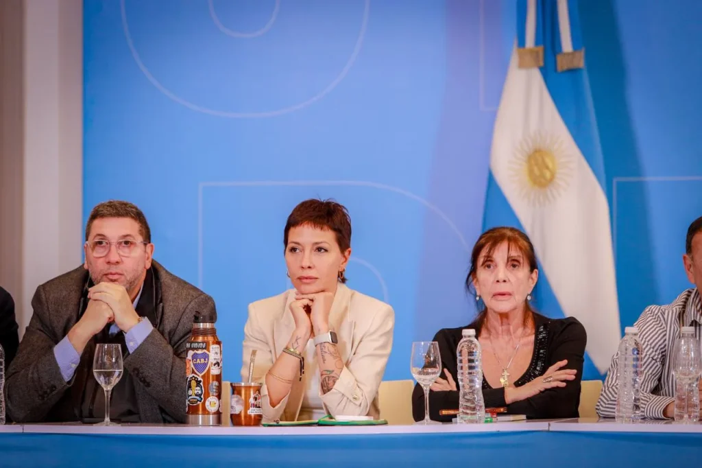 Mayra Mendoza: «Hasta que Cristina no esté en su casa va haber diferentes manifestaciones en todo el país» multimedia.normal.add24d7f23fbee45.bm9ybWFsLndlYnA