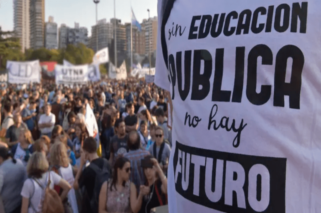Los docentes universitarios vuelven al paro y preparan movilizaciones en todo el país paro uni