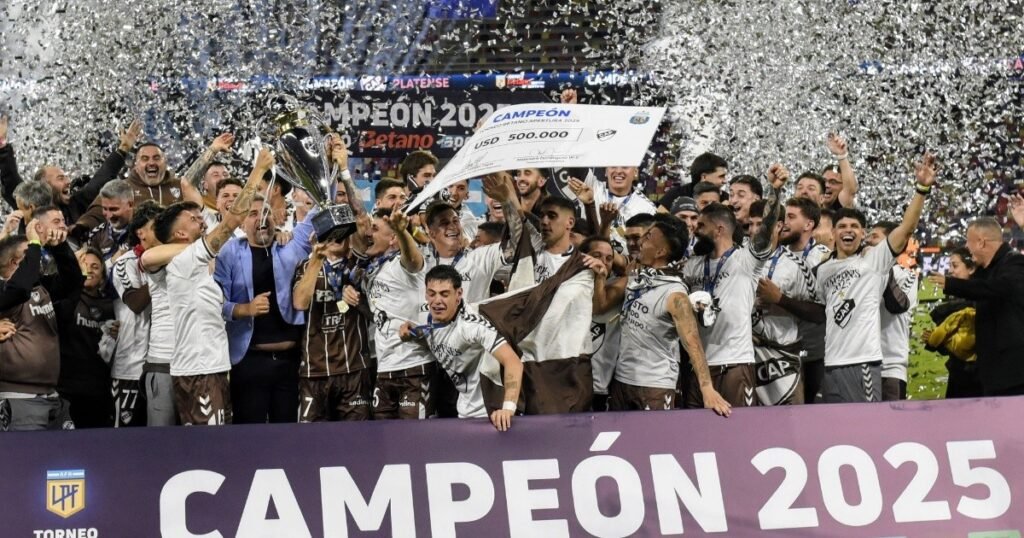 Platense le ganó a Huracán por 1 a 0 y es el campeón del Torneo Apertura 2025 platense campeon1 x2x.jpg 1192065467