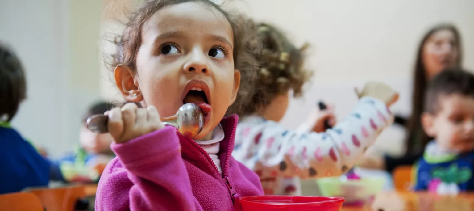 Cómo influye la hora de comer en la salud de los niños, según la ciencia ©Unicef ARG2013 PCH 3347 Haar052C.jpg