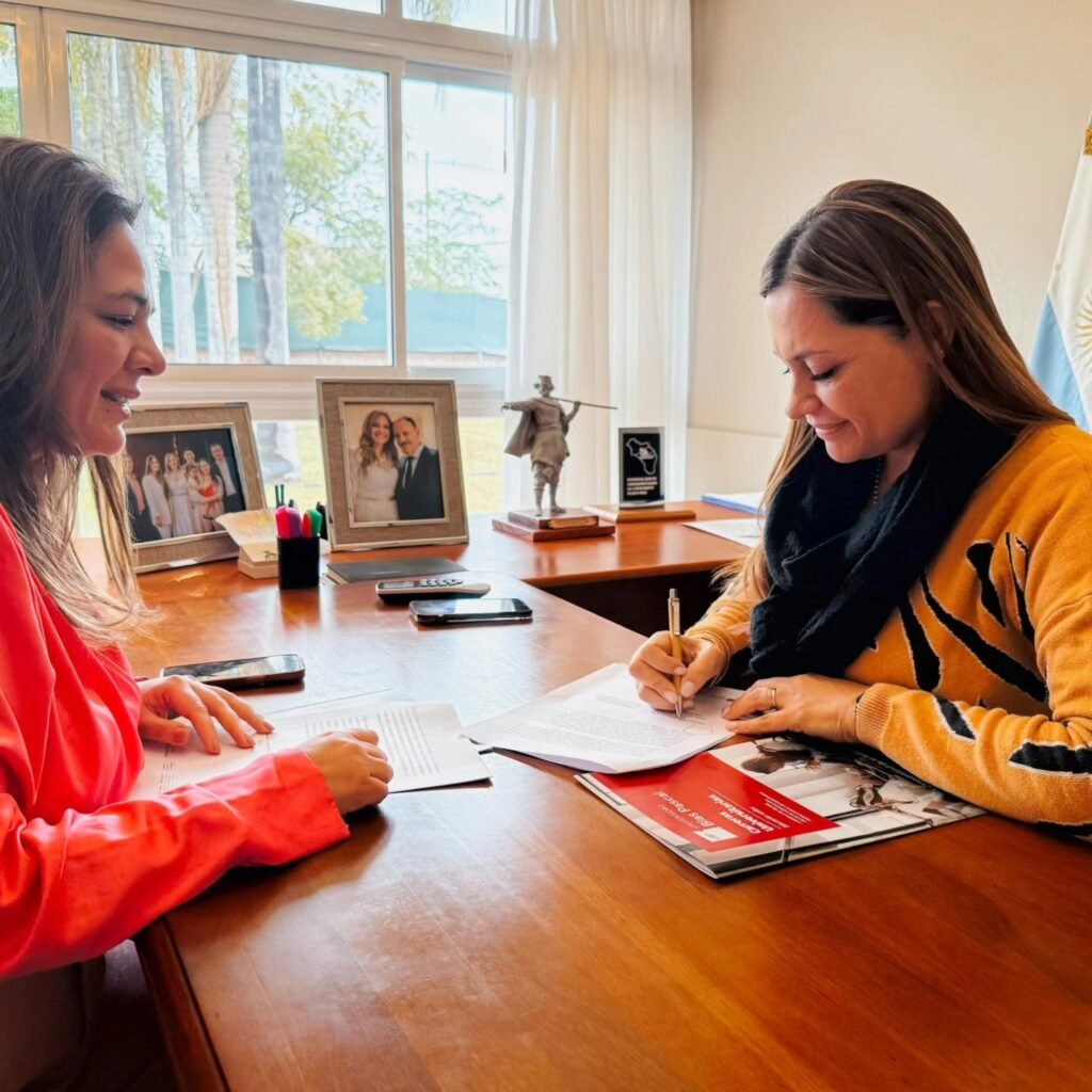 516815035 10233786933288033 3618647925763993958 n