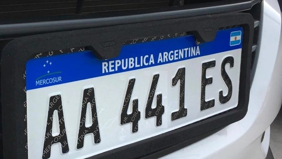 Faltan patentes en el país y desde la oposición exigen respuestas: «Es inadmisible» patentes