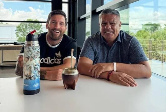 Encuentro en Miami: Tapia se mostró con Messi y generó ruido por la ausencia de Mascherano tapia