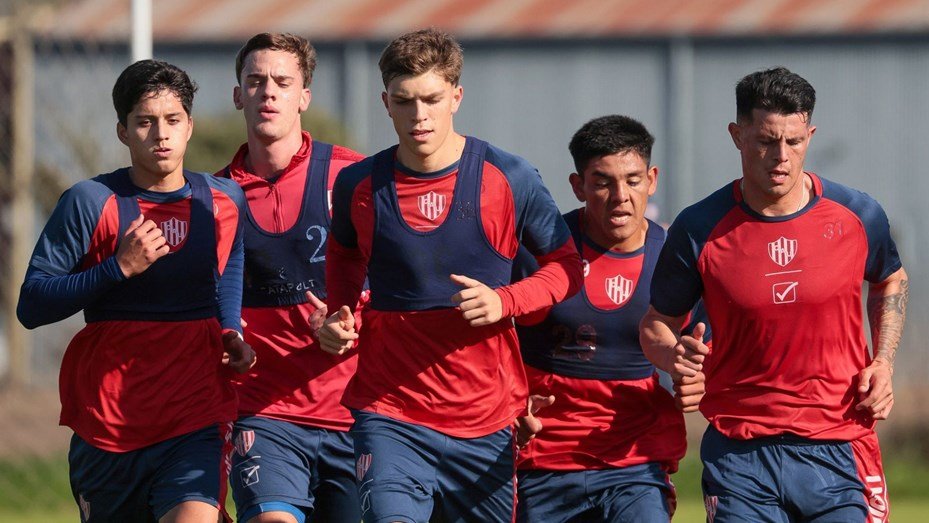 El fin de semana no habrá fútbol de Primera División union entrenamiento pretemporada verde diaz estigarribia