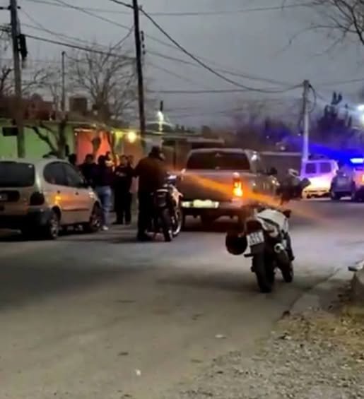 Chilecito: un niño fue embestido por el conductor de una camioneta y sufrió lesiones graves 530233679 1053187153653333 8993208710882538554 n