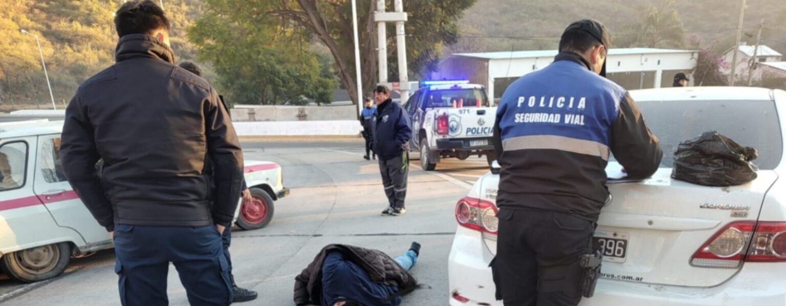 Circulaba en estado de ebriedad, se negó al control y amenazó a efectivos policiales WhatsApp Image 2025 08 11 at 8.10.03 AM