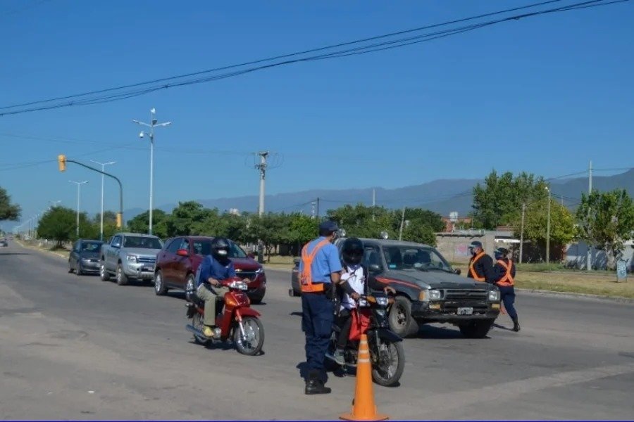 La Policía de La Rioja volverá a tener un rol clave en materia de seguridad vial WhatsApp Image 2025 08 12 at 12.31.49 AM
