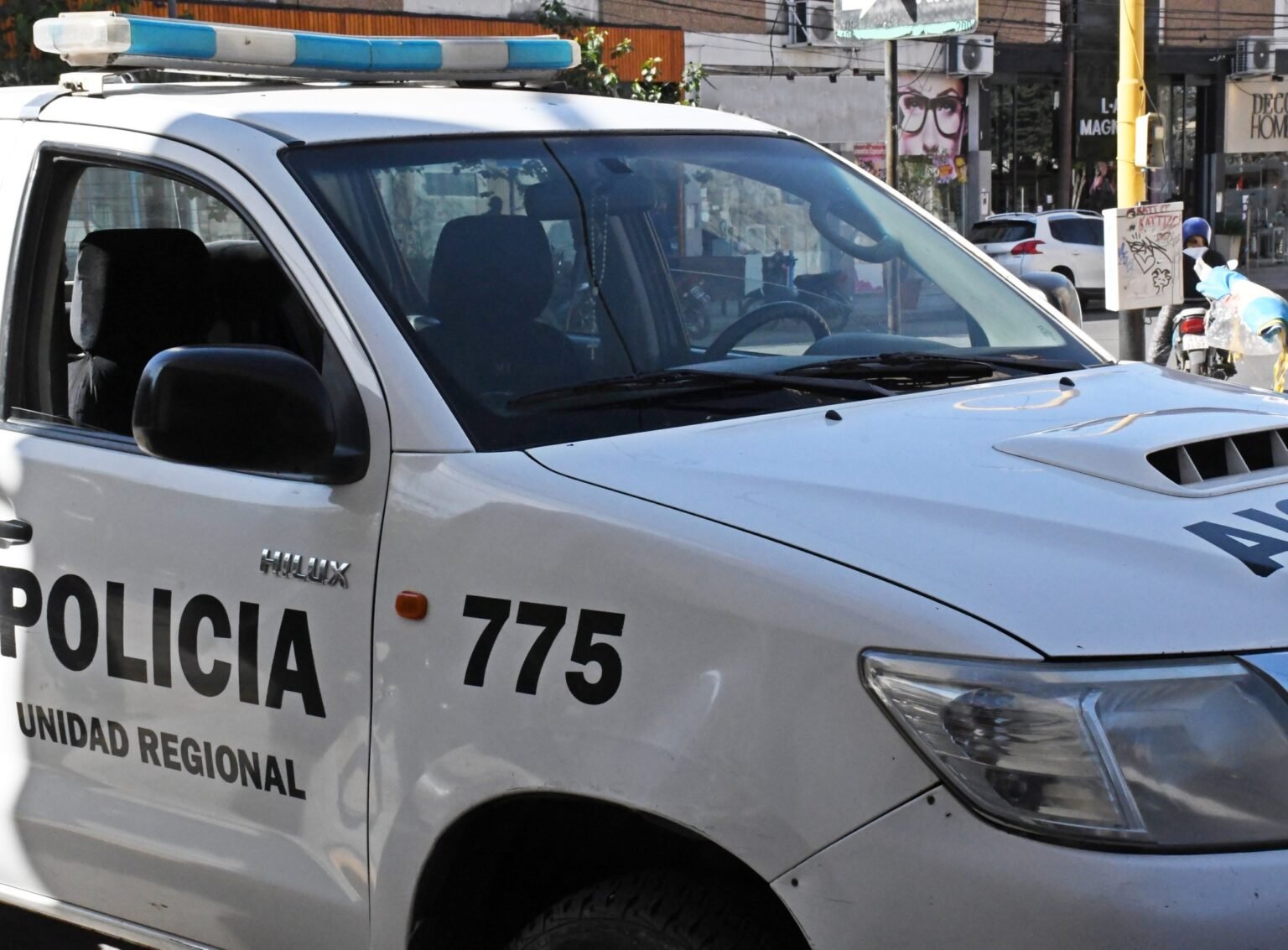 chepes poli.jpg large