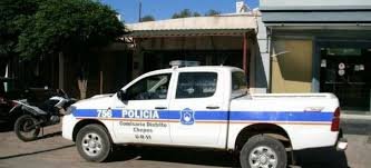 Trágico siniestro en Chepes: un motociclista murió tras perder el control de su rodado policia chepes