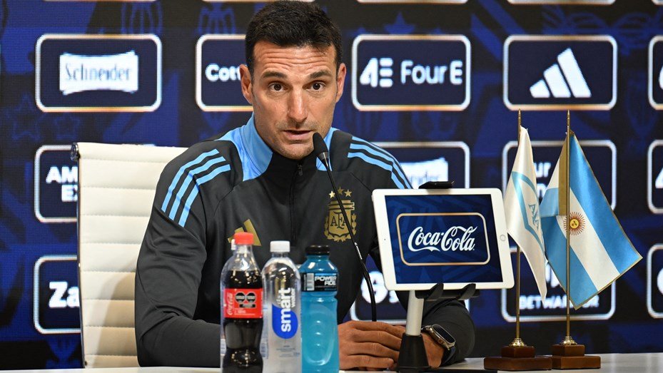 Scaloni habló sobre el futuro de Messi en la Selección: «Hay que dejarlo tranquilo»