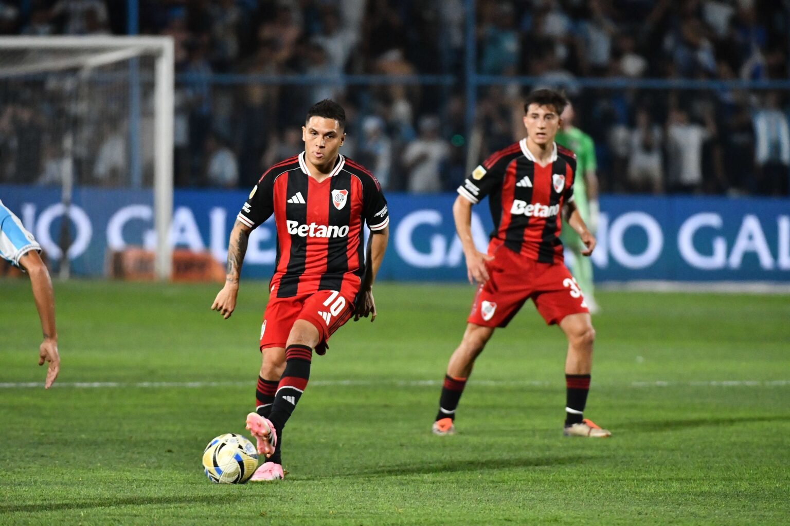 En la antesala del partido de vuelta ante Palmeiras, River perdió ante Atlético Tucumán 20250921 024144