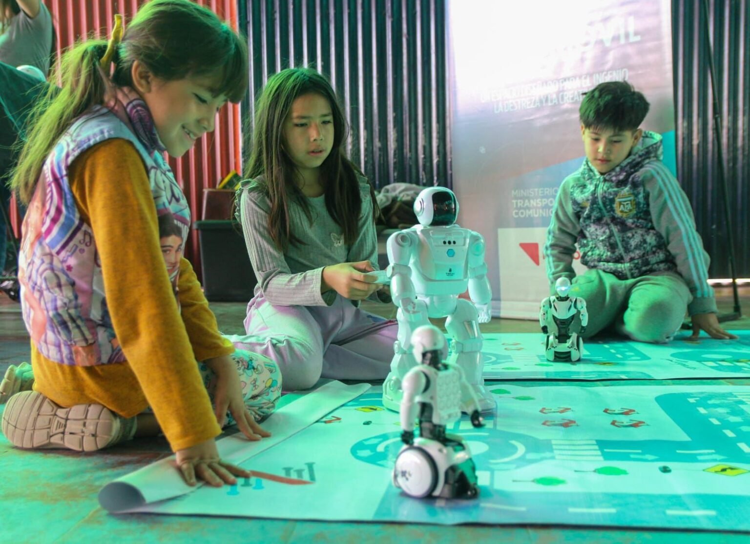 Jóvenes y tecnología llenaron de energía al Club San Lorenzo de Vargas con el torneo “E-Clubes” IMG 20250903 WA0131