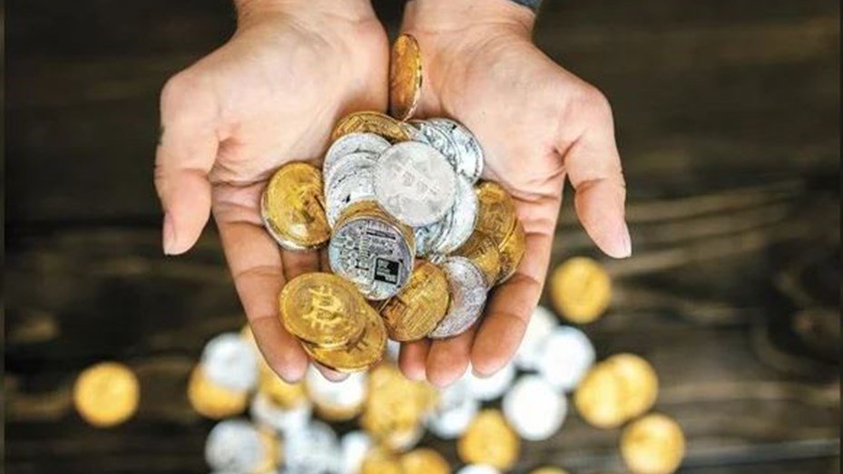 Sitio oficial del Gobierno promocionaba la Sommer Token como un criptomoneda nacional cripto