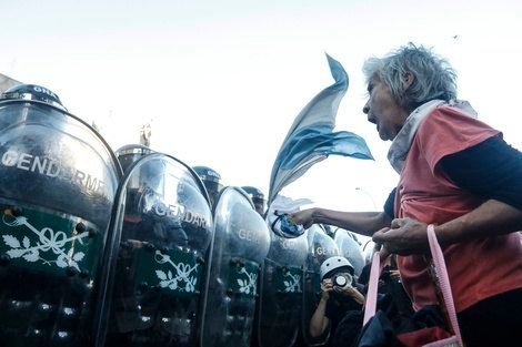 Otra vez gases y represión contra los jubilados en el Congreso 2 574882564 1294789676027595 6579608801330687437 n