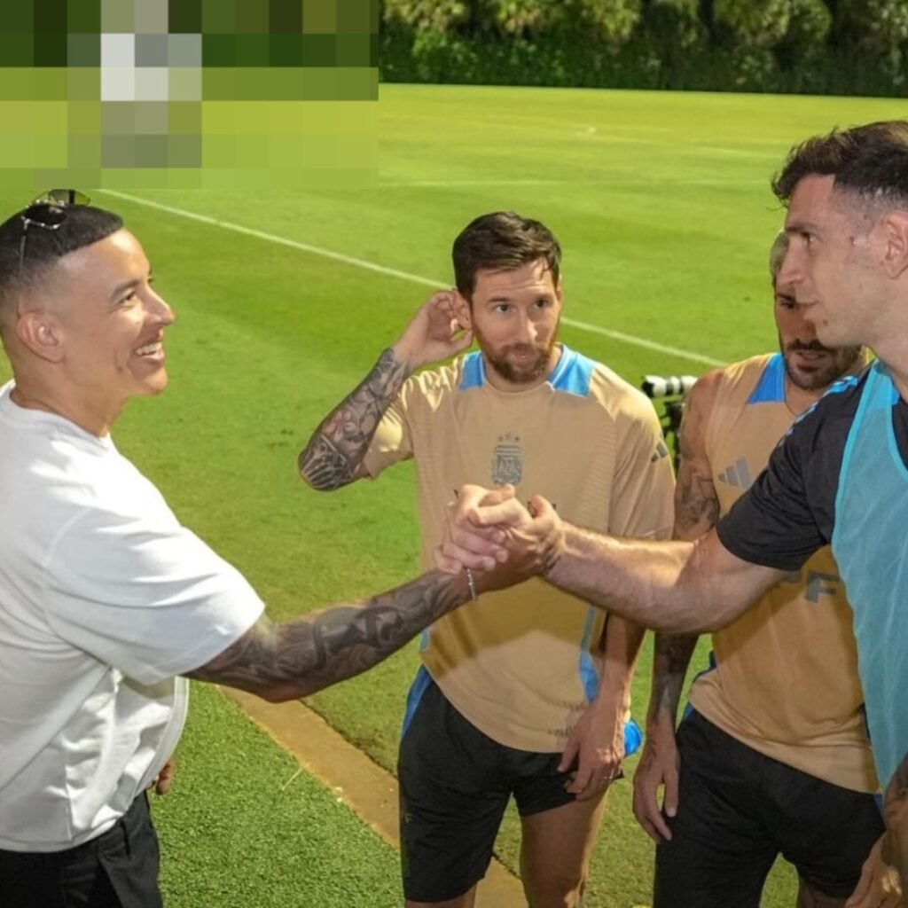 Daddy Yankee se prendió a un "picadito" con el Chiqui Tapia y Lionel Messi 2 WhatsApp Image 2025 10 14 at 9.17.10 AM 1