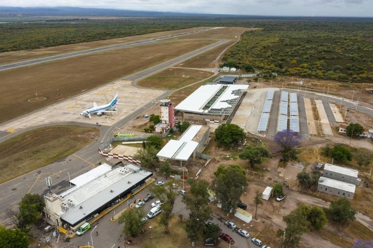 Por el cierre temporal del aeropuerto de La Rioja, habrá vuelos afectados hasta el sábado aEROPUERTO