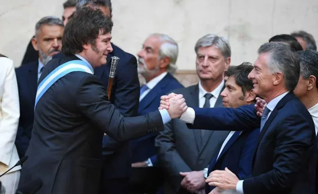 Milei recibe hoy a Mauricio Macri, con milanesas y negociaciones mauri si