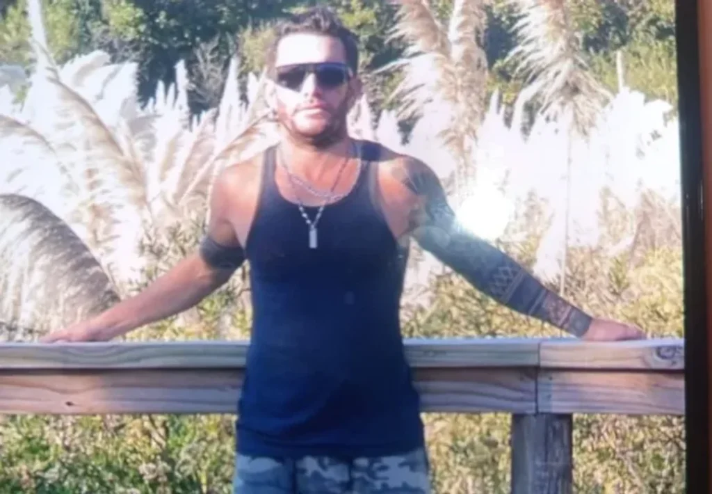 Doble femicidio y secuestro: sigue la búsqueda del remisero que trasladó a Laurta remisero