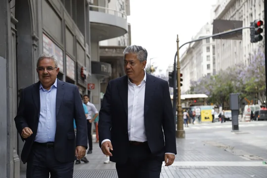 Dos grupos de gobernadores arman interbloques compiten entre sí para ser tercera fuerza en Diputados 360 56