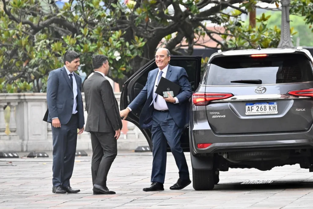 Francos y Catalán se despidieron de sus equipos y formalizan la transición Francos