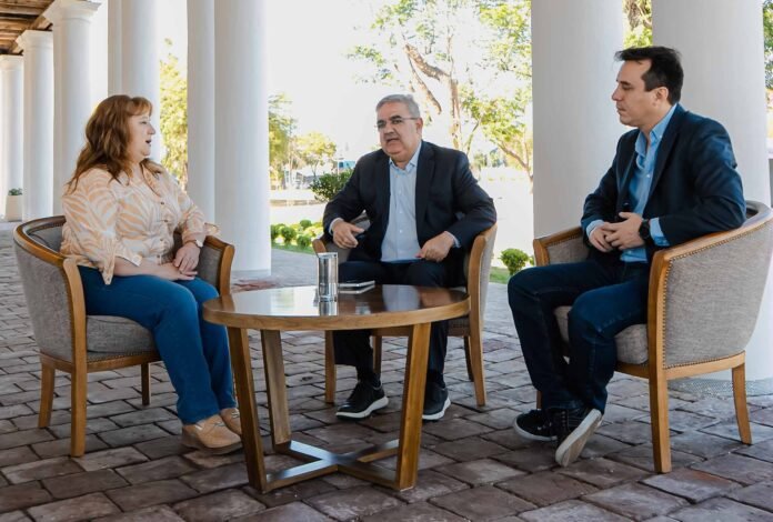 Jalil recibió a la madre del gendarme detenido en Venezuela JALIL