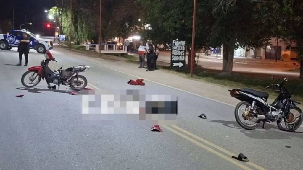 Motociclistas chocaron de frente en Chamical: un joven sufrió graves lesiones y fue derivado a Capital WhatsApp Image 2025 11 11 at 7.49.00 AM