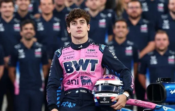 Colapinto: “Gracias a Dios ya terminó este año” 360 80