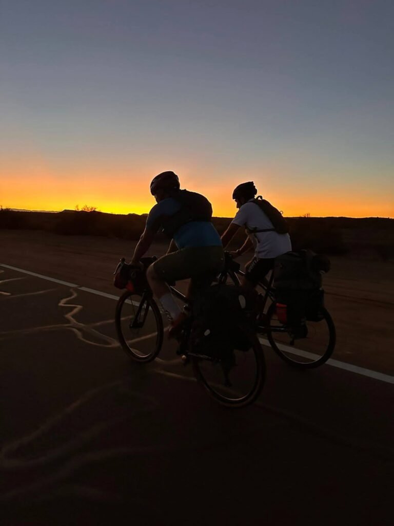 Cientos de riojanos peregrinan a Catamarca en el marco de estrictos controles 1 596114968 1149003627405018 5259146188315883058 n 1