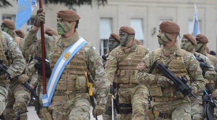 Defensa y el Ejército lanzaron un protocolo de emergencia ante los suicidios de soldados Ejercito argentino