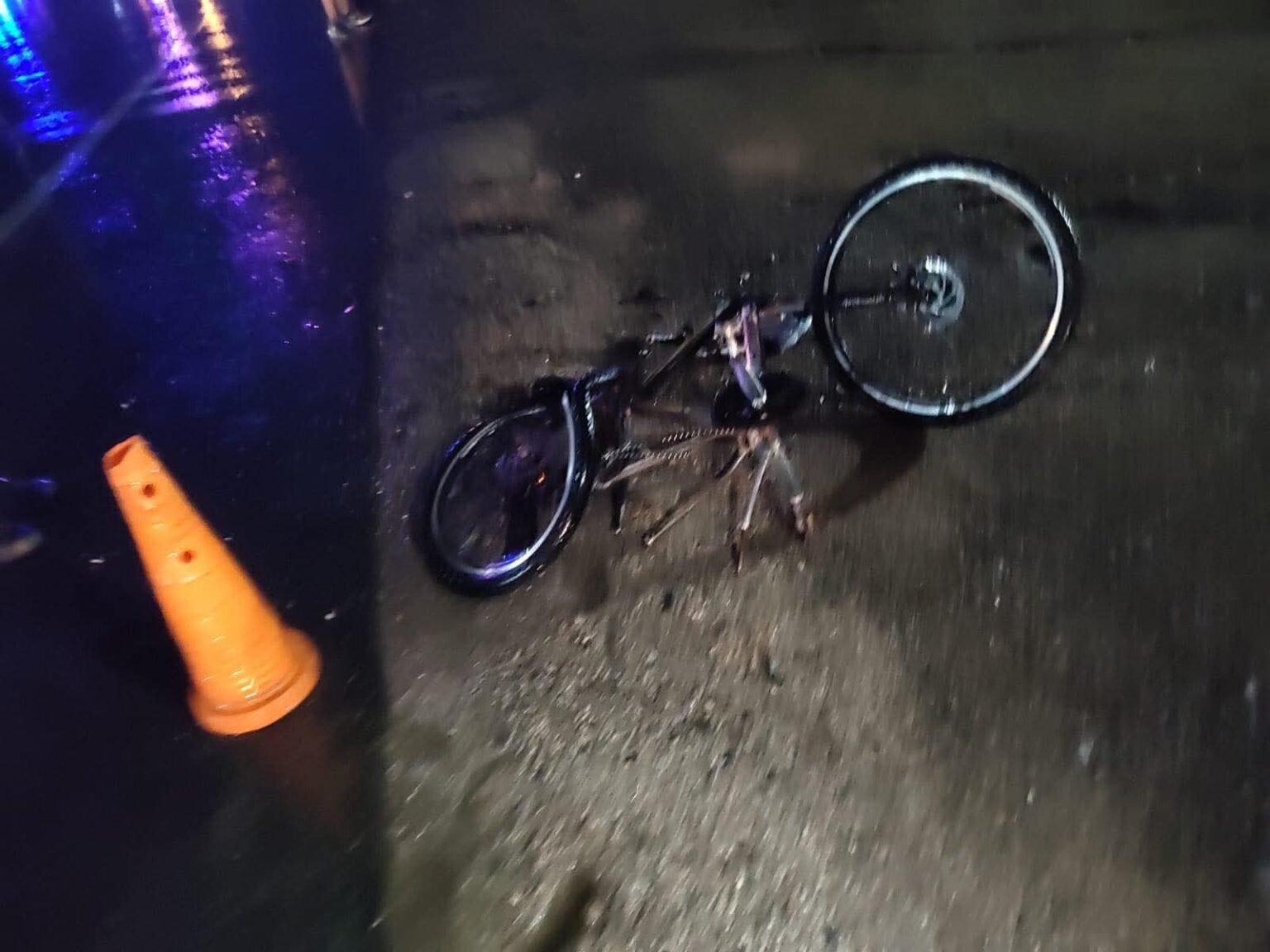 Siniestro vial fatal: un hombre fue embestido por una camioneta en el puente del Chacho FB IMG 1765069782275