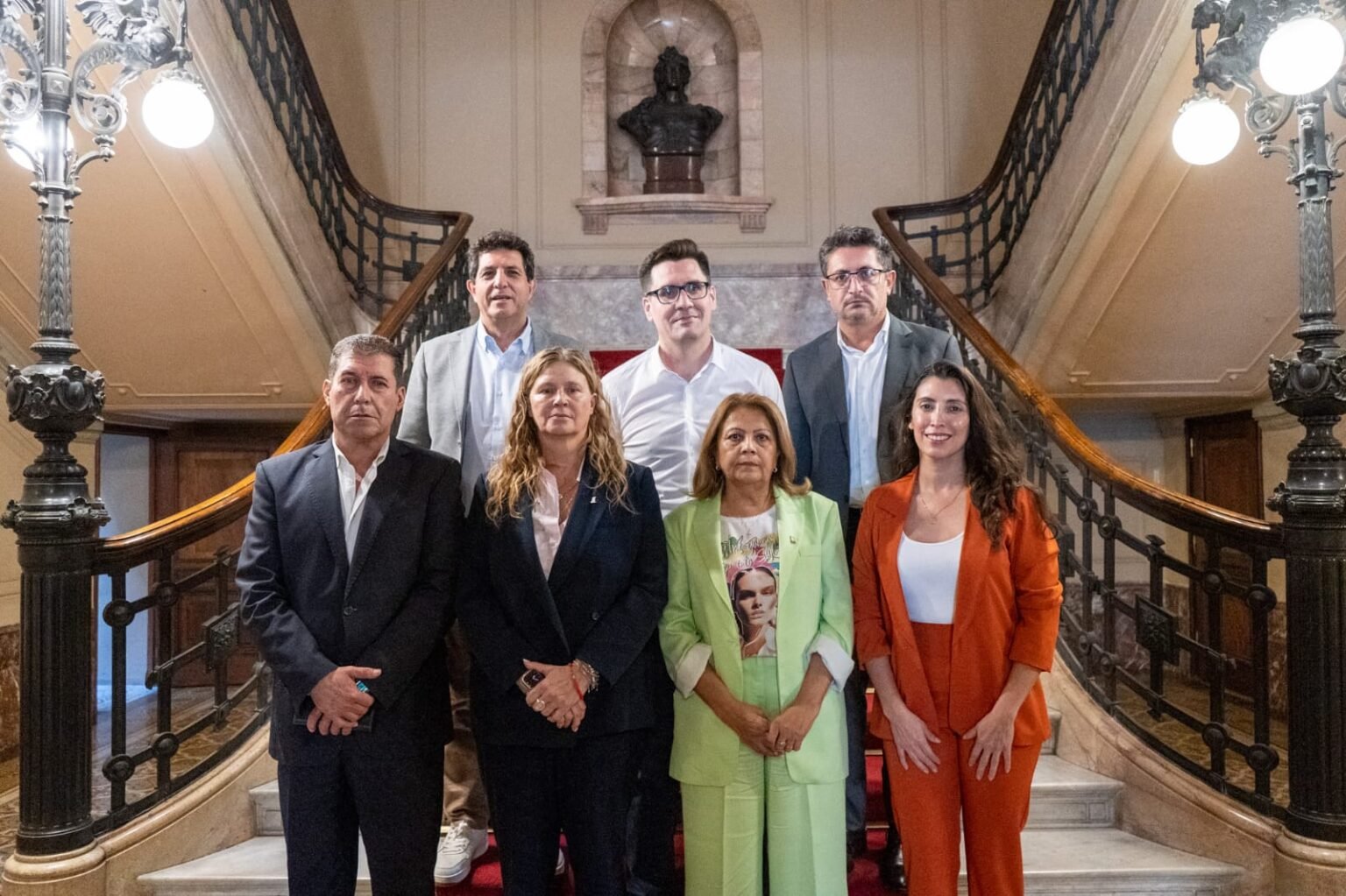 La Rioja impulsa una instancia de diálogo con Nación por los fondos IMG 20251210 WA0153