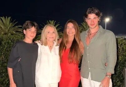 Zulemita Menem celebró sus 55 años con un emotivo mensaje 1 WhatsApp Image 2025 12 25 at 3.38.06 PM