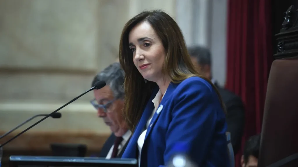 victoria villarruel senado primera sesionjpg