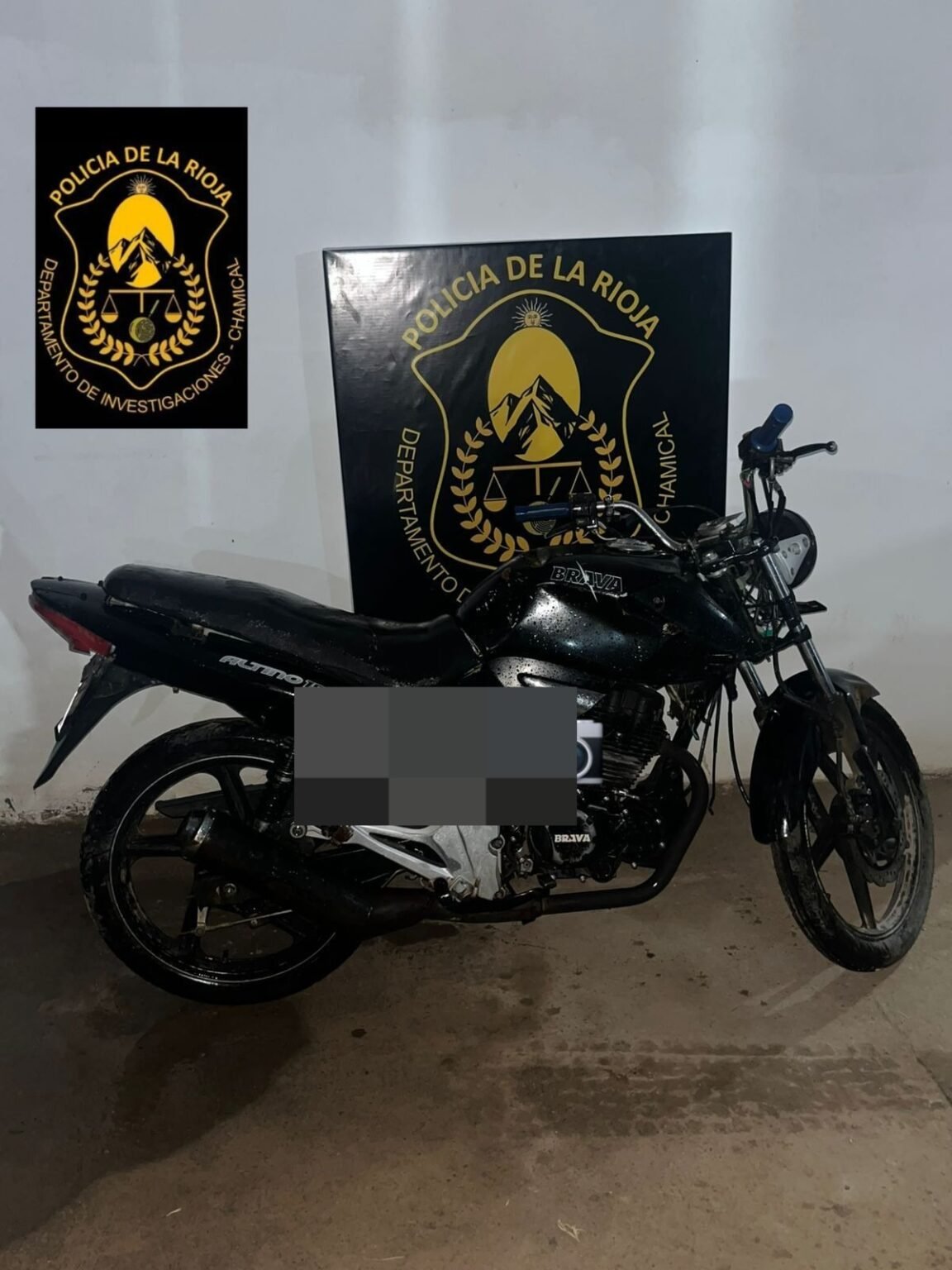 Chamical: la Policía recuperó una motocicleta robada tras un arduo trabajo investigativo WhatsApp Image 2026 01 08 at 7.37.41 AM