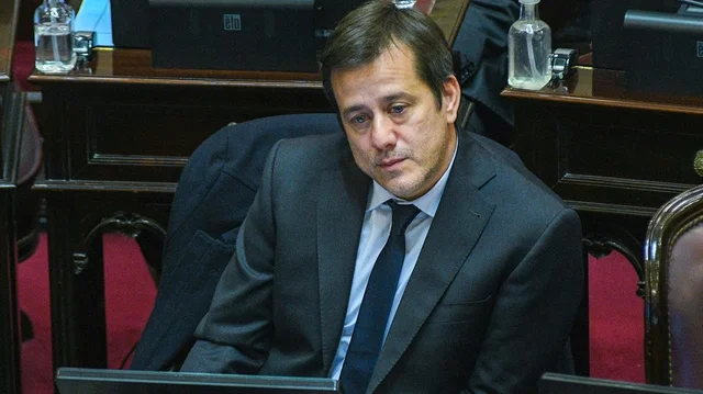 Recalde cargó contra la reforma laboral: «Es volver atrás para facilitar los despidos» 360 94