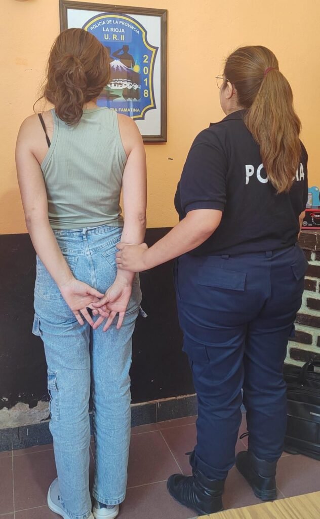 Detuvieron a una mujer en Famatina por lesiones y amenazas 631672393 122183659418950615 7884923358657640779 n