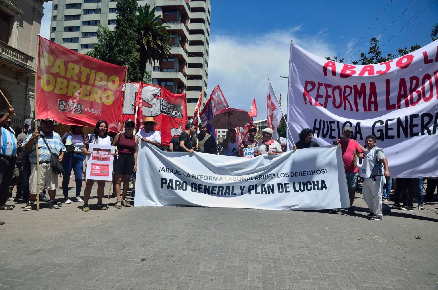 La CGT destacó un acatamiento del 90% al paro general 638204807 1514353814033615 4633944351705501625 n