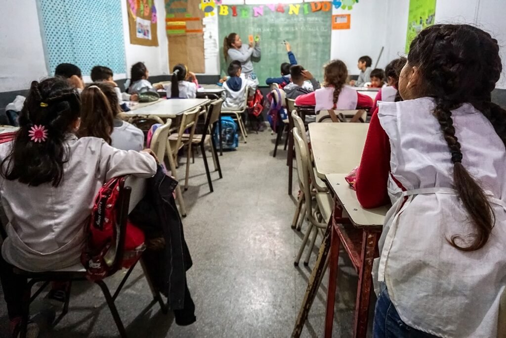 Más de 300 mil chicos regresan al ciclo lectivo en la CABA CLASES