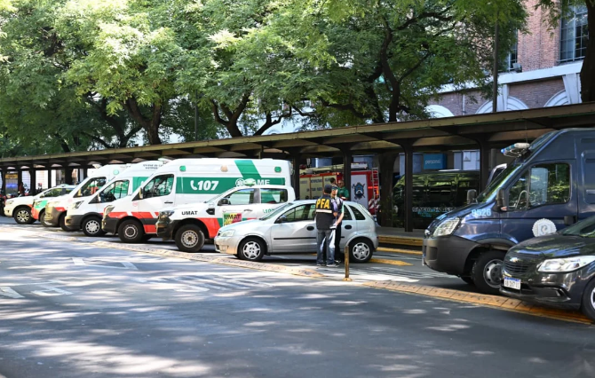 Explotó un paquete bomba en la Escuela Superior de Gendarmería: hay tres heridos Captura de pantalla 2026 02 20 173012 6998c47bdffcf