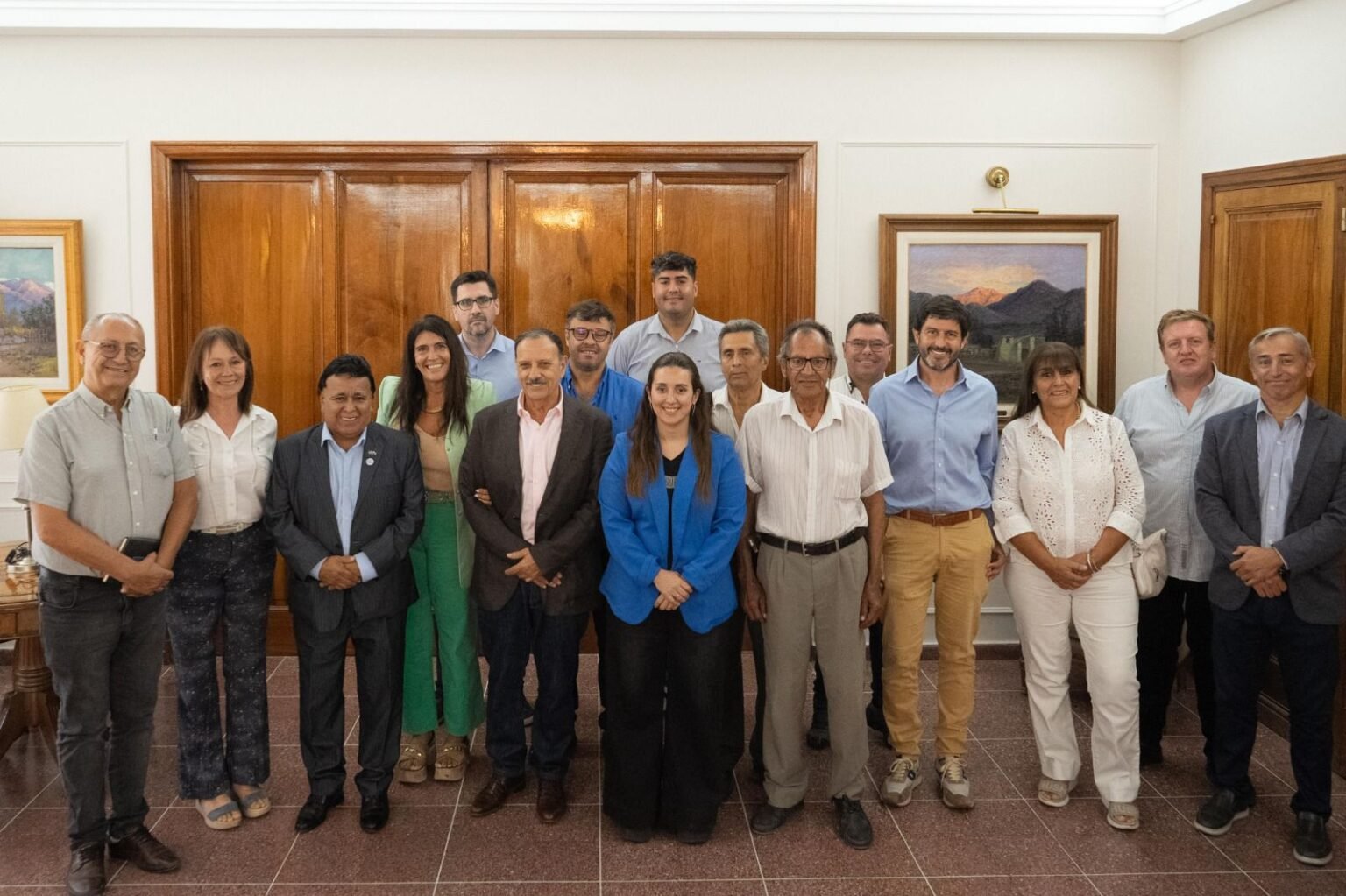 La Provincia reactivó fondos rotatorios para asegurar la cosecha de aceitunas en Arauco IMG 20260228 WA0031