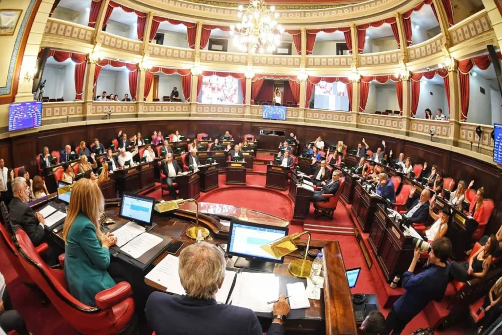 Senado: el axelismo y La Cámpora se sacan chispas por el control de los cargos clave senado 2