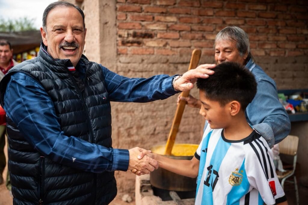 Quintela acompañó las fiestas patronales de San José y destacó su valor cultural y comunitario IMG 20260321 WA0027