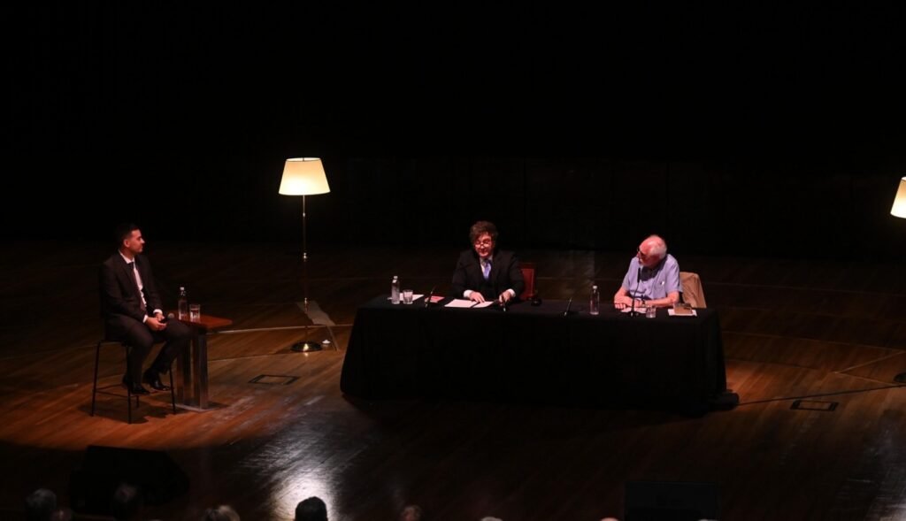 Milei Adam Smith 69bbd6b08c784