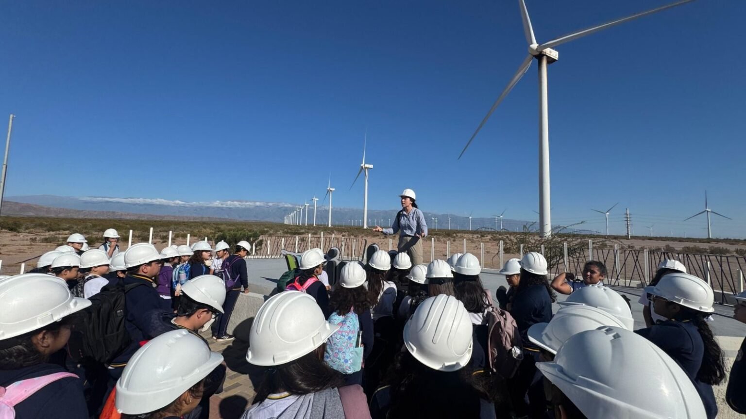 Winti inició su ciclo 2026 con el objetivo de llegar a más de 6 mil estudiantes riojanos WhatsApp Image 2026 03 27 at 7.30.56 AM